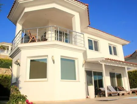 빌라 Villa Sude *